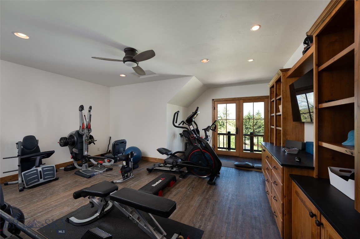 Bozeman, Montana 59715, United States, 4 Bedrooms Bedrooms, ,4 BathroomsBathrooms,Residential,Contingent,50177