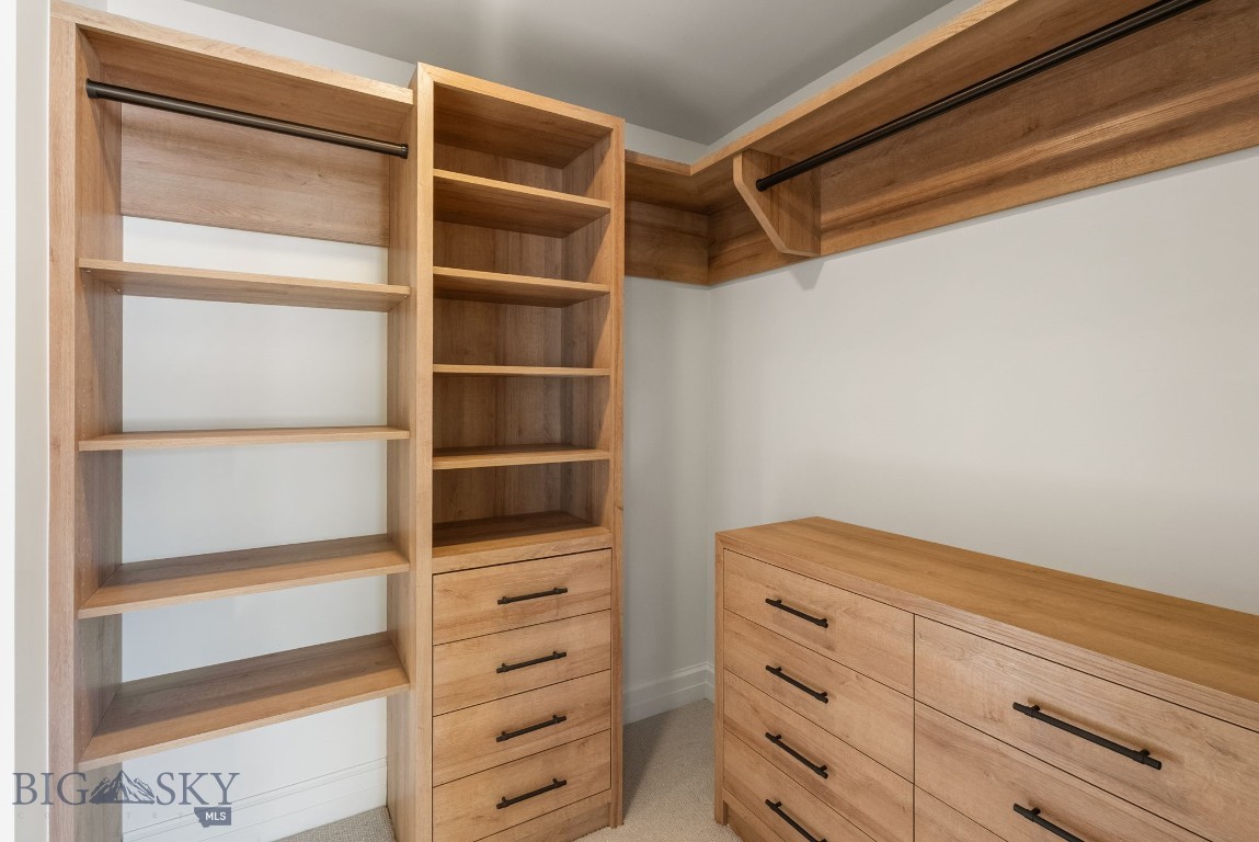 Yellowtail Residences Condominiums - Residential