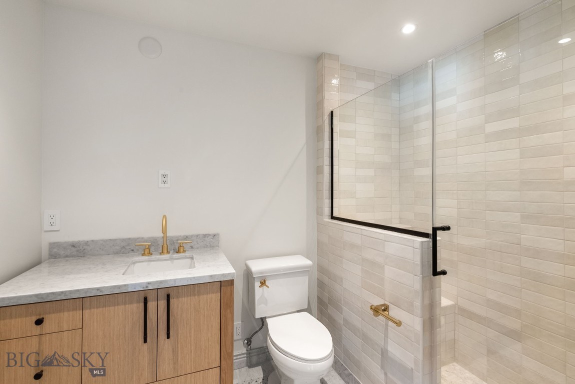 Yellowtail Residences Condominiums - Residential