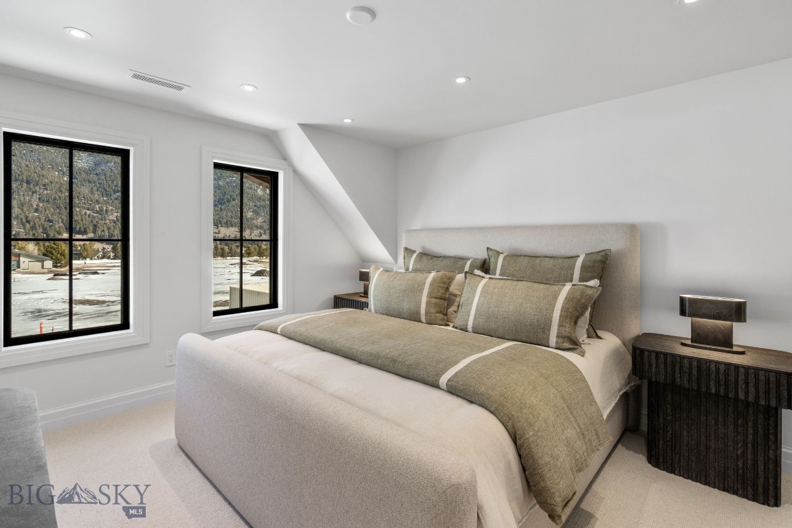 Yellowtail Residences Condominiums - Residential