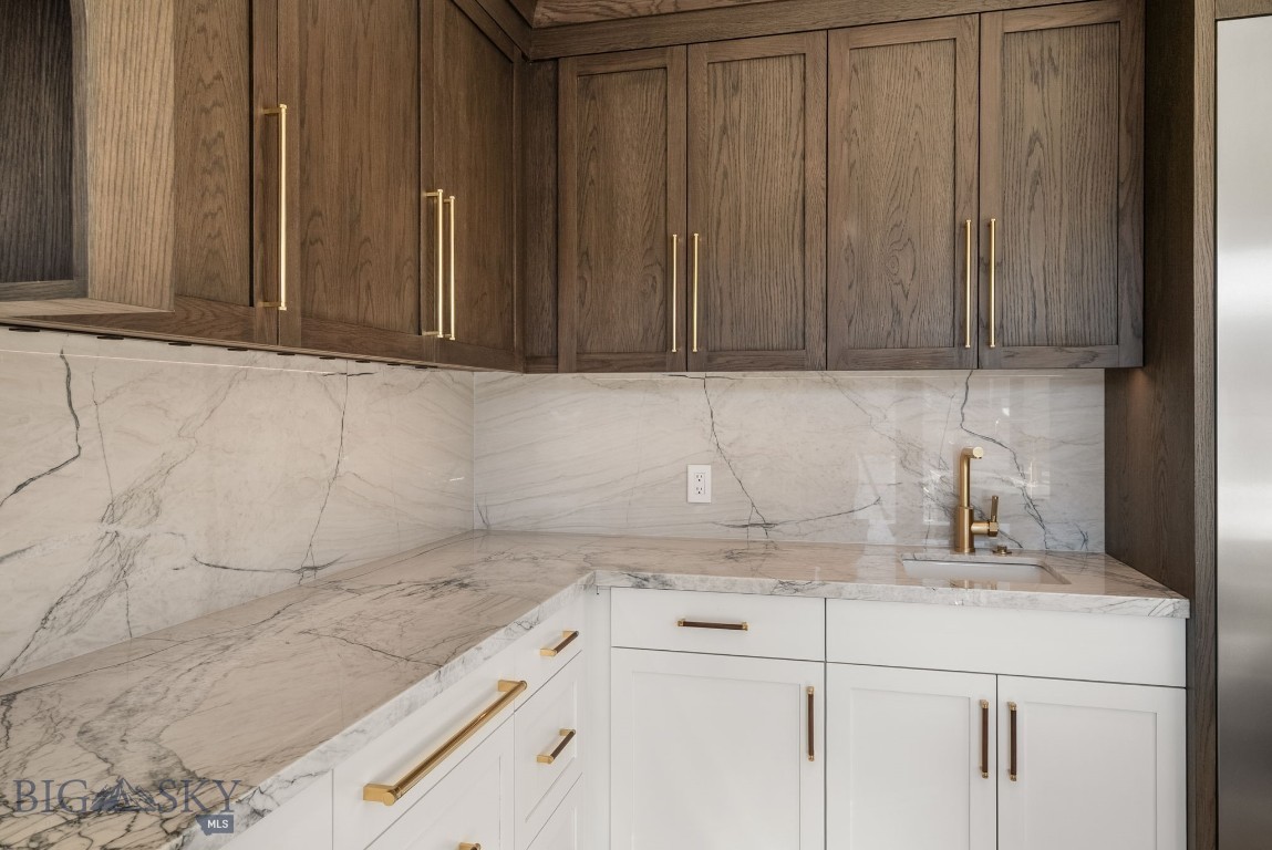 Yellowtail Residences Condominiums - Residential