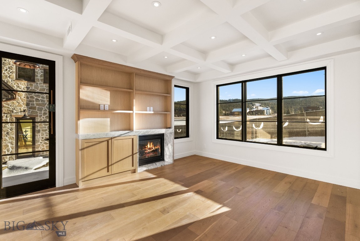 Yellowtail Residences Condominiums - Residential