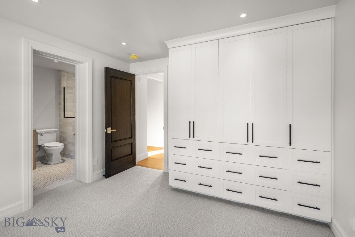 Yellowtail Residences Condominiums - Residential