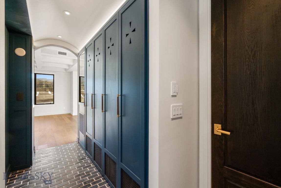 Yellowtail Residences Condominiums - Residential