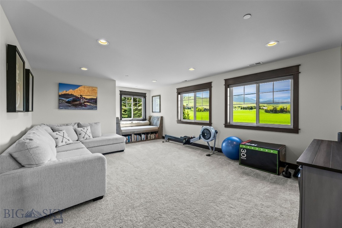 Greenhills Ranch - Residential