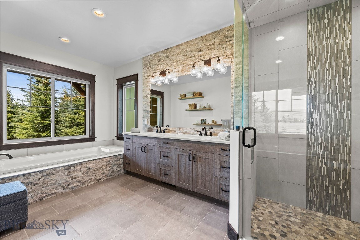 Greenhills Ranch - Residential
