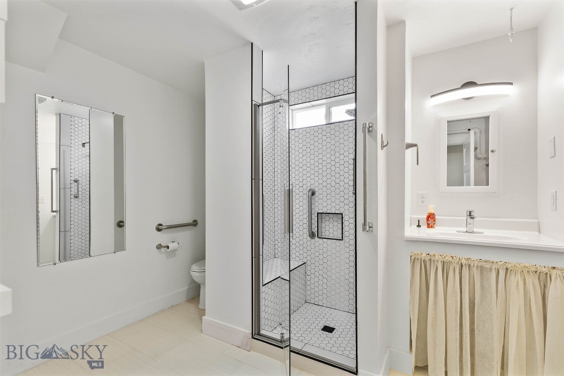 Manhattan, Montana 59741, United States, 7 Bedrooms Bedrooms, ,2 BathroomsBathrooms,Residential,Contingent,47389