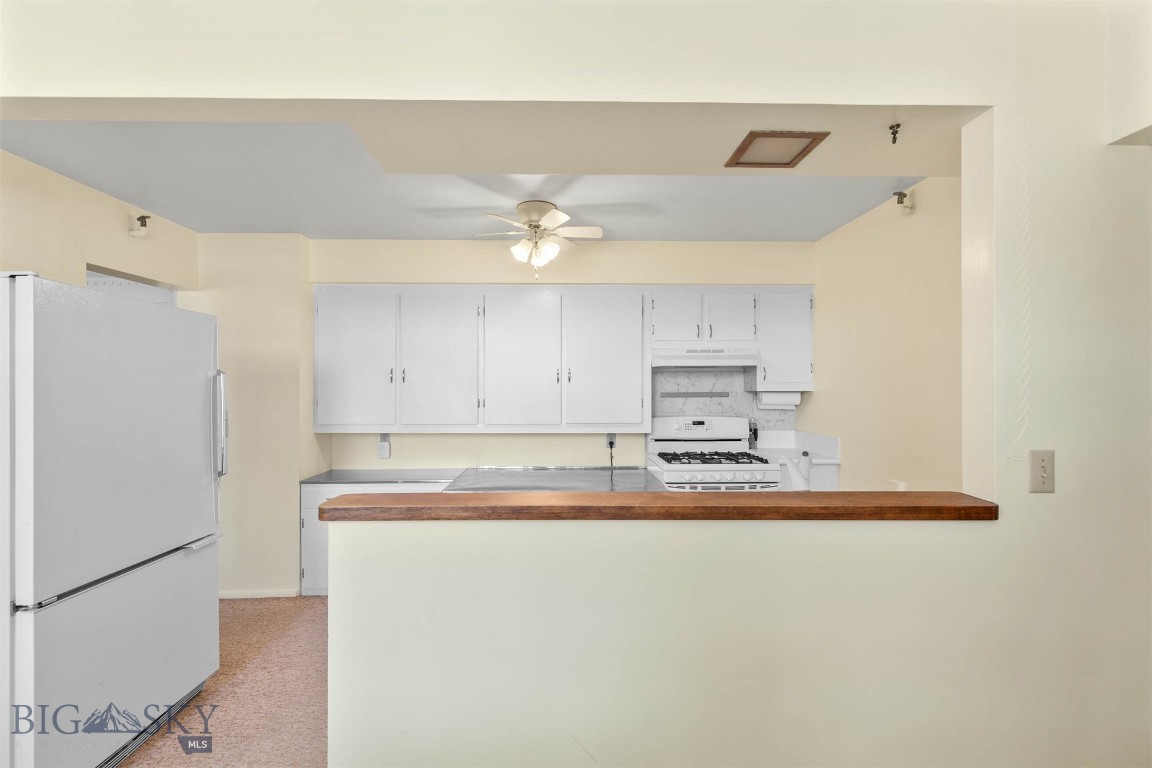 Manhattan, Montana 59741, United States, 7 Bedrooms Bedrooms, ,2 BathroomsBathrooms,Residential,Contingent,47389