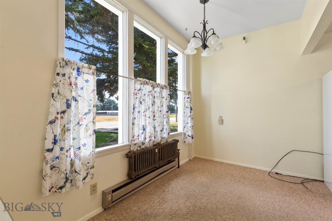 Manhattan, Montana 59741, United States, 7 Bedrooms Bedrooms, ,2 BathroomsBathrooms,Residential,Contingent,47389