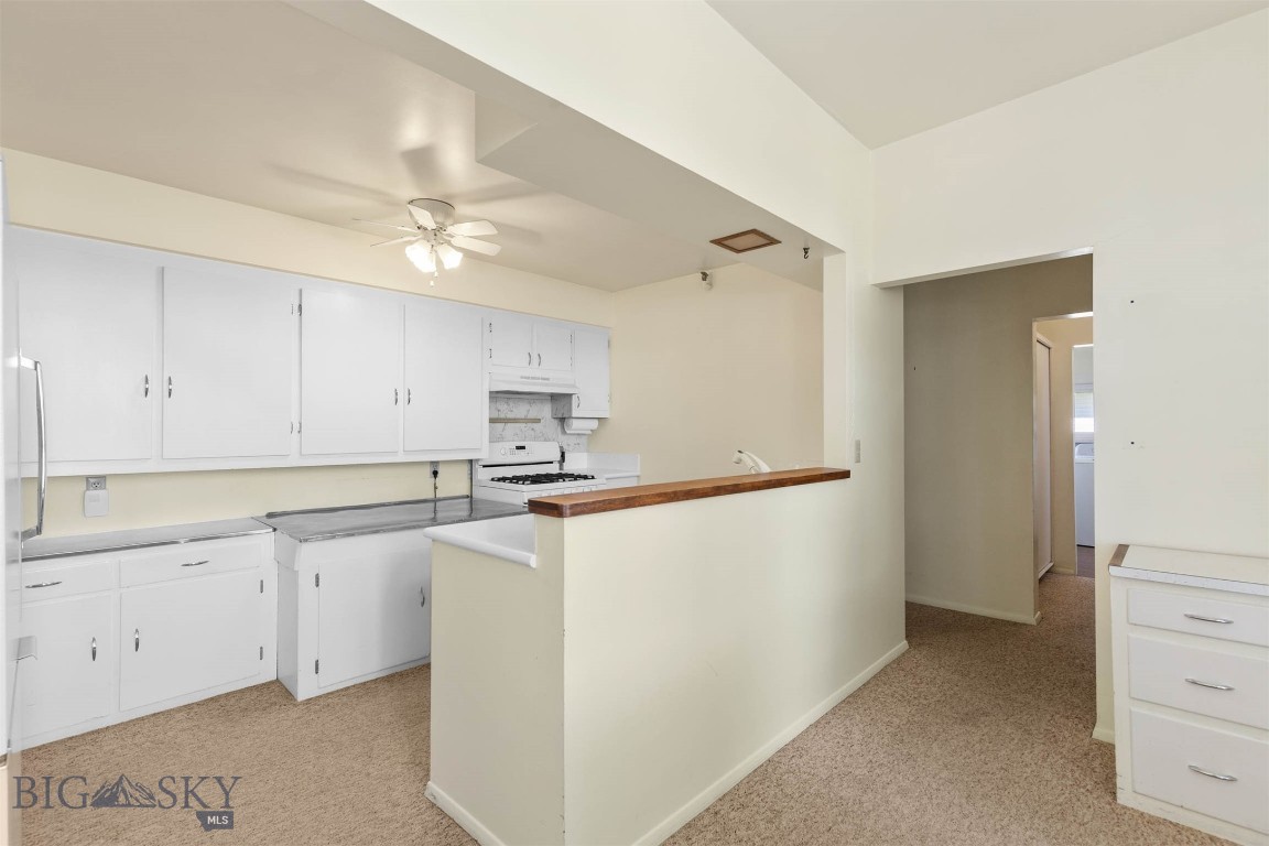 Manhattan, Montana 59741, United States, 7 Bedrooms Bedrooms, ,2 BathroomsBathrooms,Residential,Contingent,47389