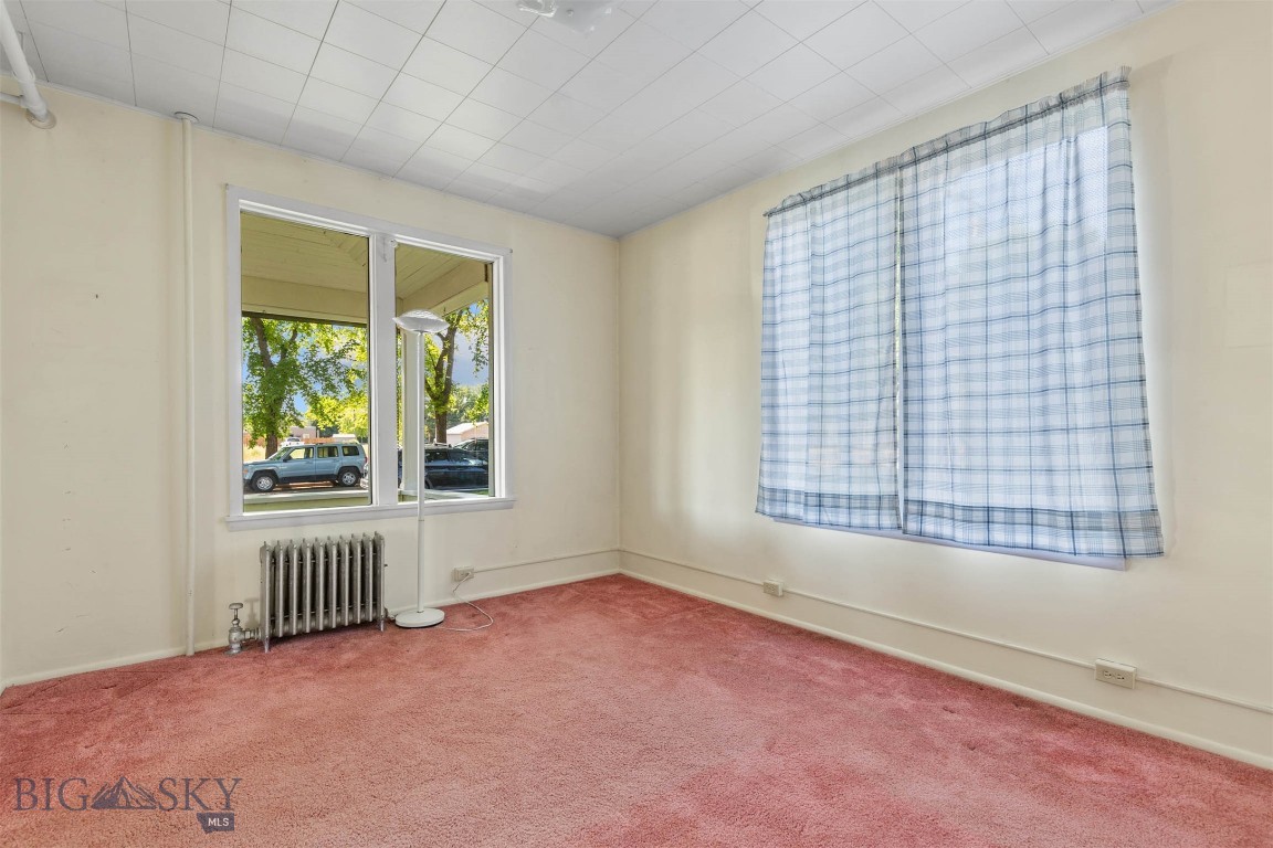 Manhattan, Montana 59741, United States, 7 Bedrooms Bedrooms, ,2 BathroomsBathrooms,Residential,Contingent,47389