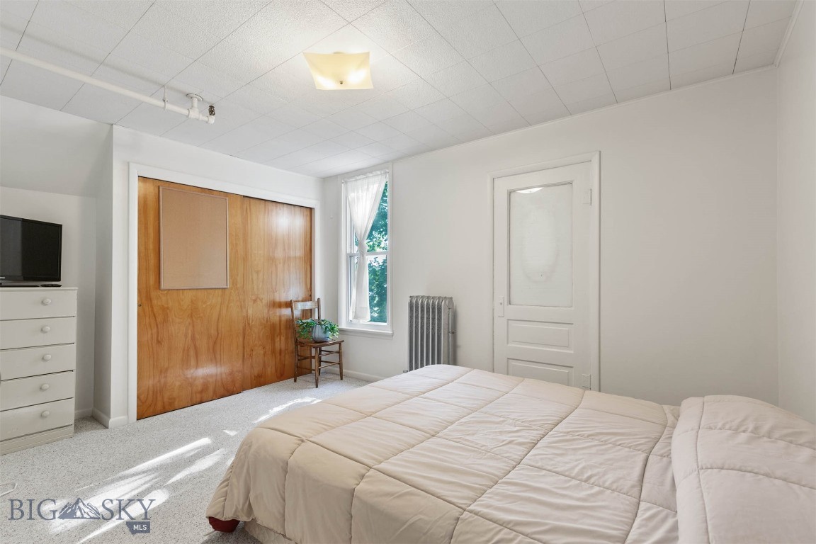 Manhattan, Montana 59741, United States, 7 Bedrooms Bedrooms, ,2 BathroomsBathrooms,Residential,Contingent,47389