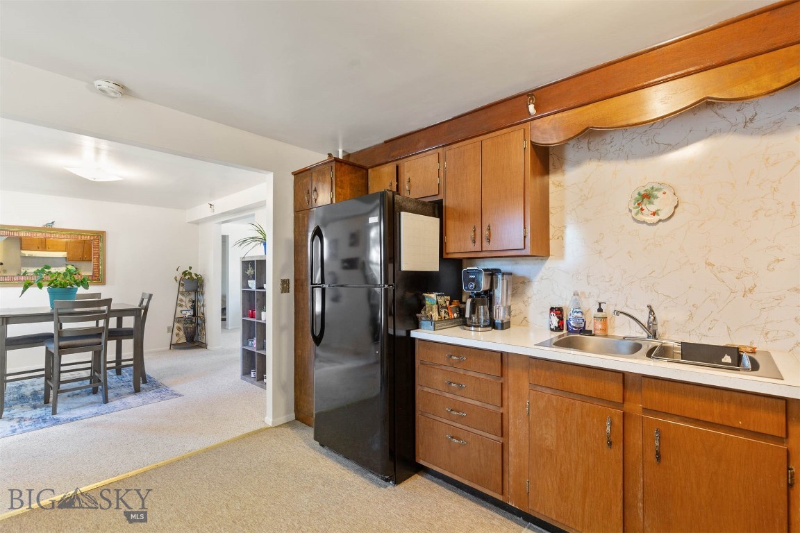 Manhattan, Montana 59741, United States, 7 Bedrooms Bedrooms, ,2 BathroomsBathrooms,Residential,Contingent,47389