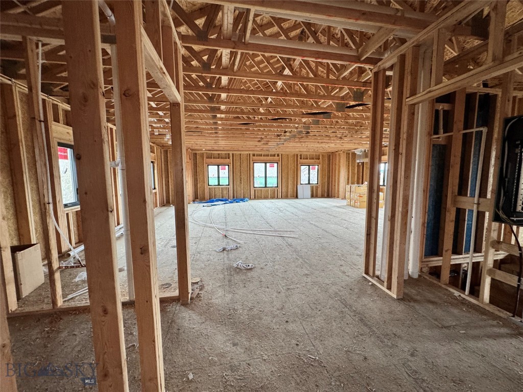 Parkway Plaza - Commercial Lease