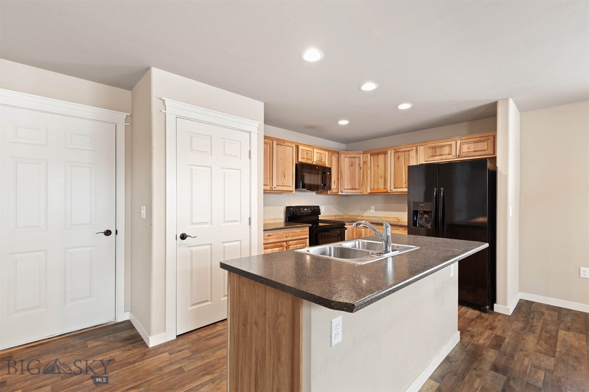 Bozeman, Montana 59718, United States, 3 Bedrooms Bedrooms, ,3 BathroomsBathrooms,Residential,Contingent,2271