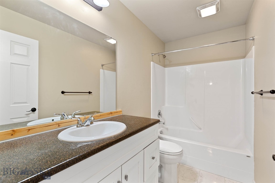 Bozeman, Montana 59718, United States, 3 Bedrooms Bedrooms, ,3 BathroomsBathrooms,Residential,Contingent,2271