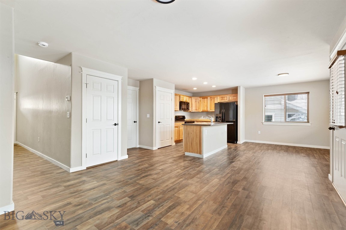 Bozeman, Montana 59718, United States, 3 Bedrooms Bedrooms, ,3 BathroomsBathrooms,Residential,Contingent,2271