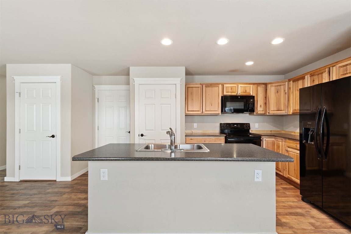 Bozeman, Montana 59718, United States, 3 Bedrooms Bedrooms, ,3 BathroomsBathrooms,Residential,Contingent,2271