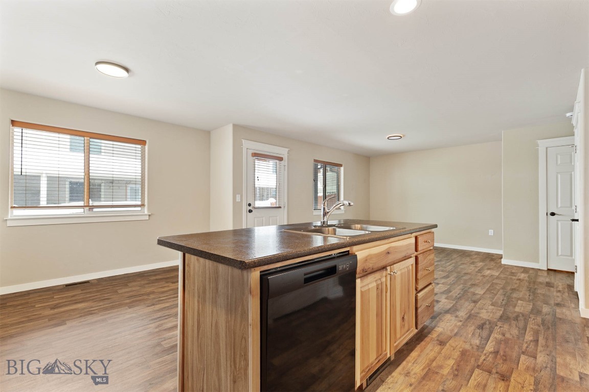 Bozeman, Montana 59718, United States, 3 Bedrooms Bedrooms, ,3 BathroomsBathrooms,Residential,Contingent,2271