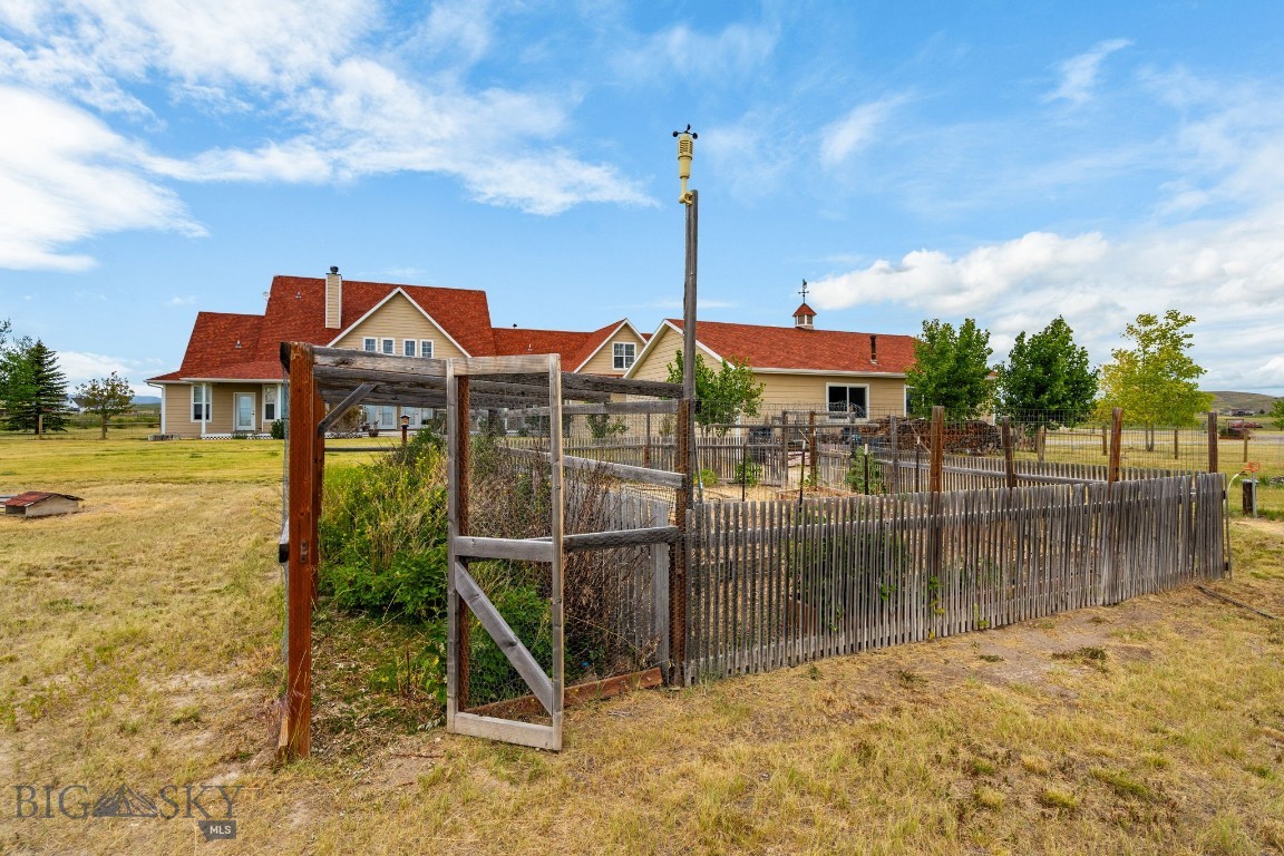 Rolling Glen Ranch - Residential