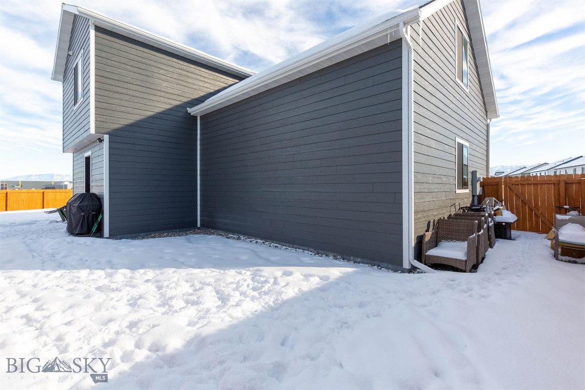 Belgrade, Montana 59714, United States, 3 Bedrooms Bedrooms, ,3 BathroomsBathrooms,Residential,Contingent,13202