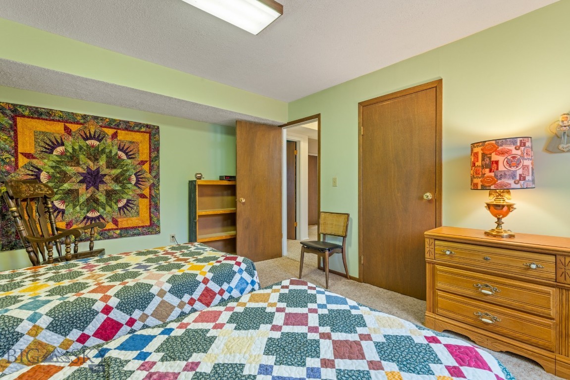 New Hyalite View - Residential