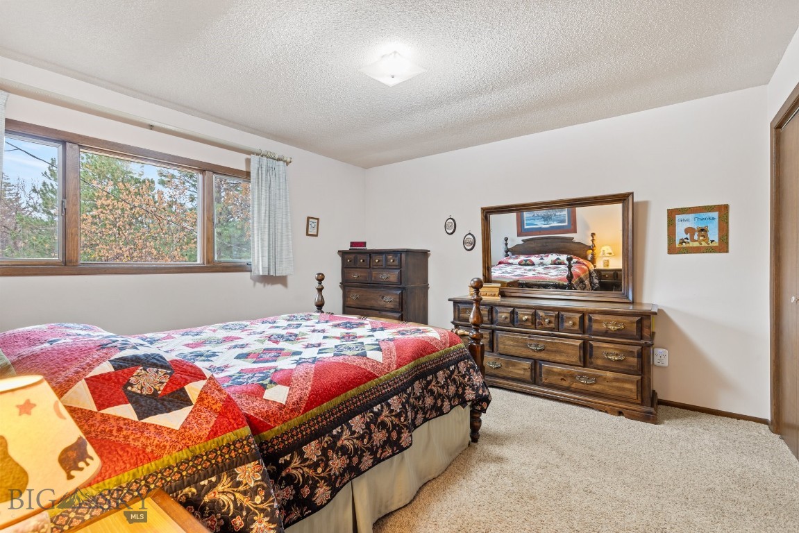 New Hyalite View - Residential