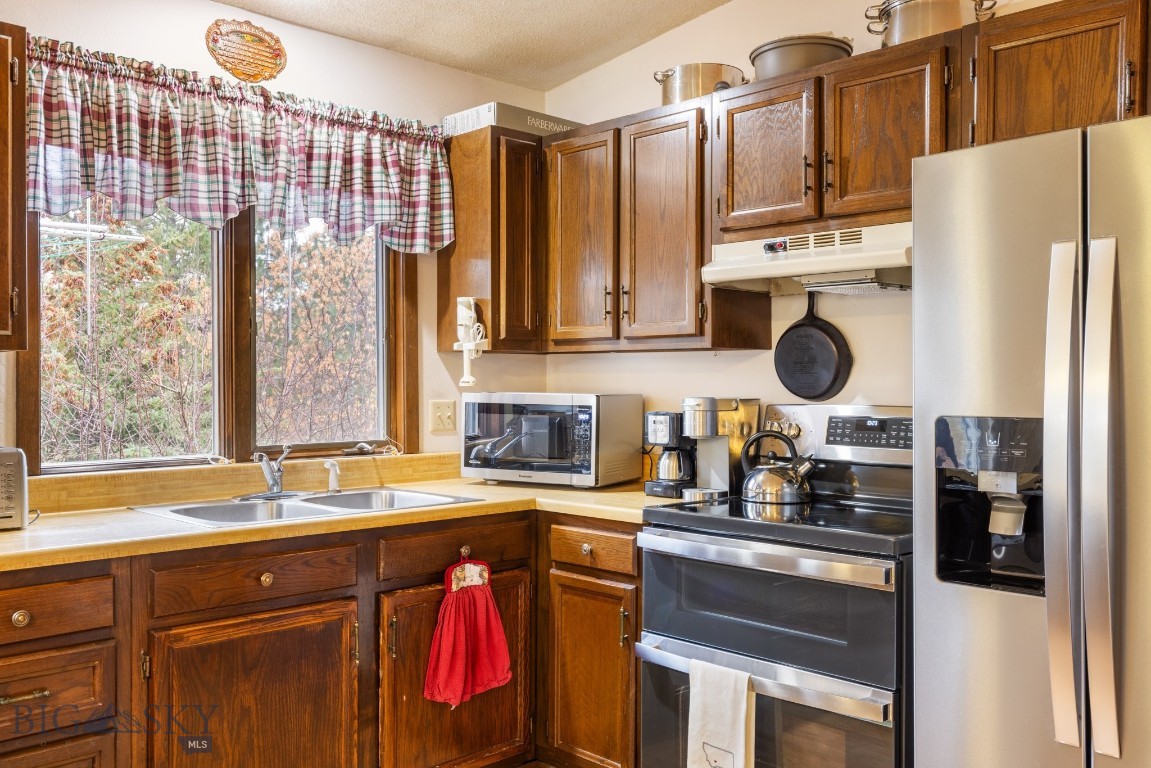 New Hyalite View - Residential