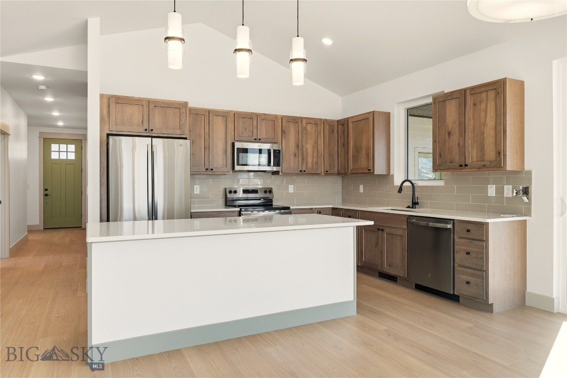 Manhattan Meadows - Residential