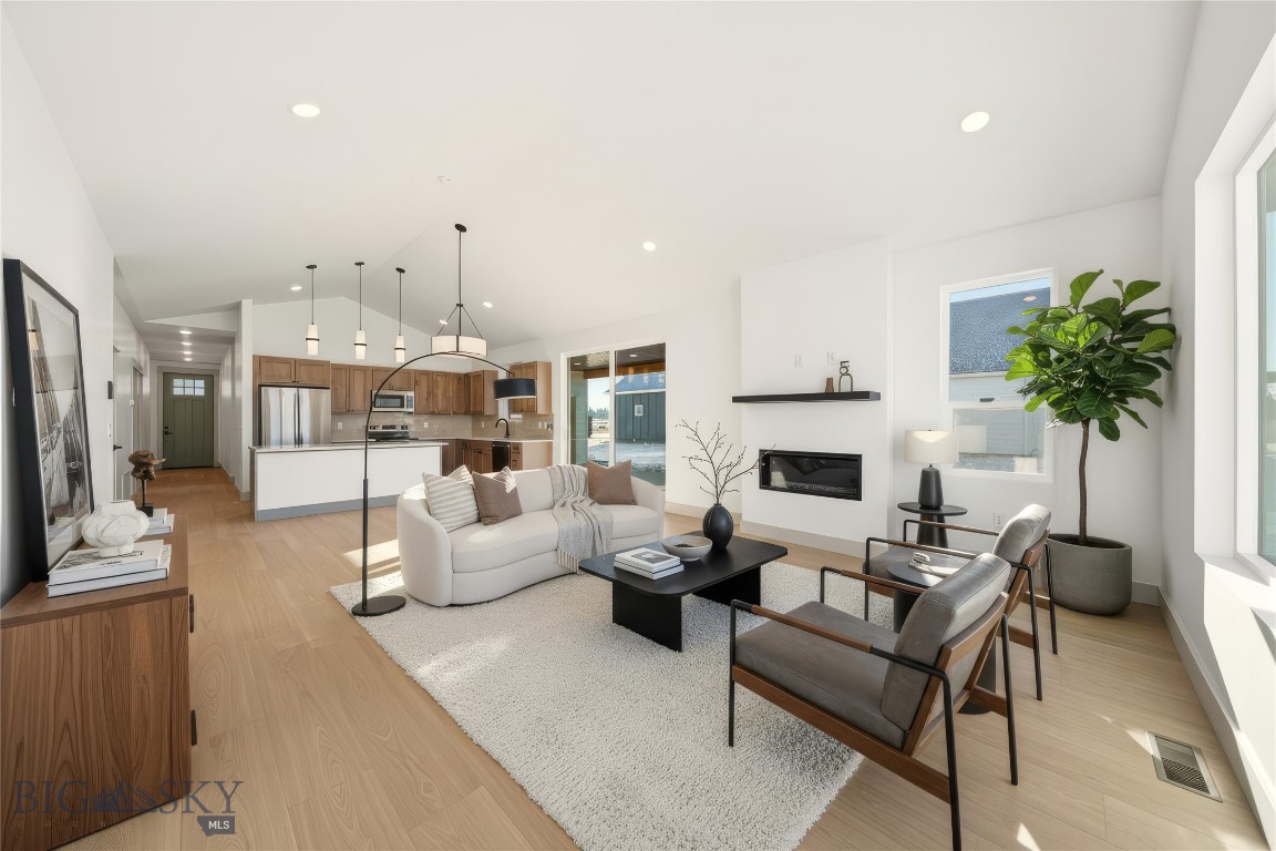 Manhattan Meadows - Residential