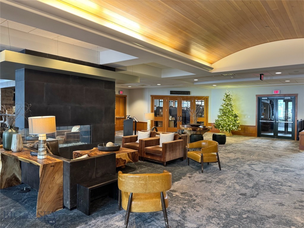 Summit Hotel Condo - Residential