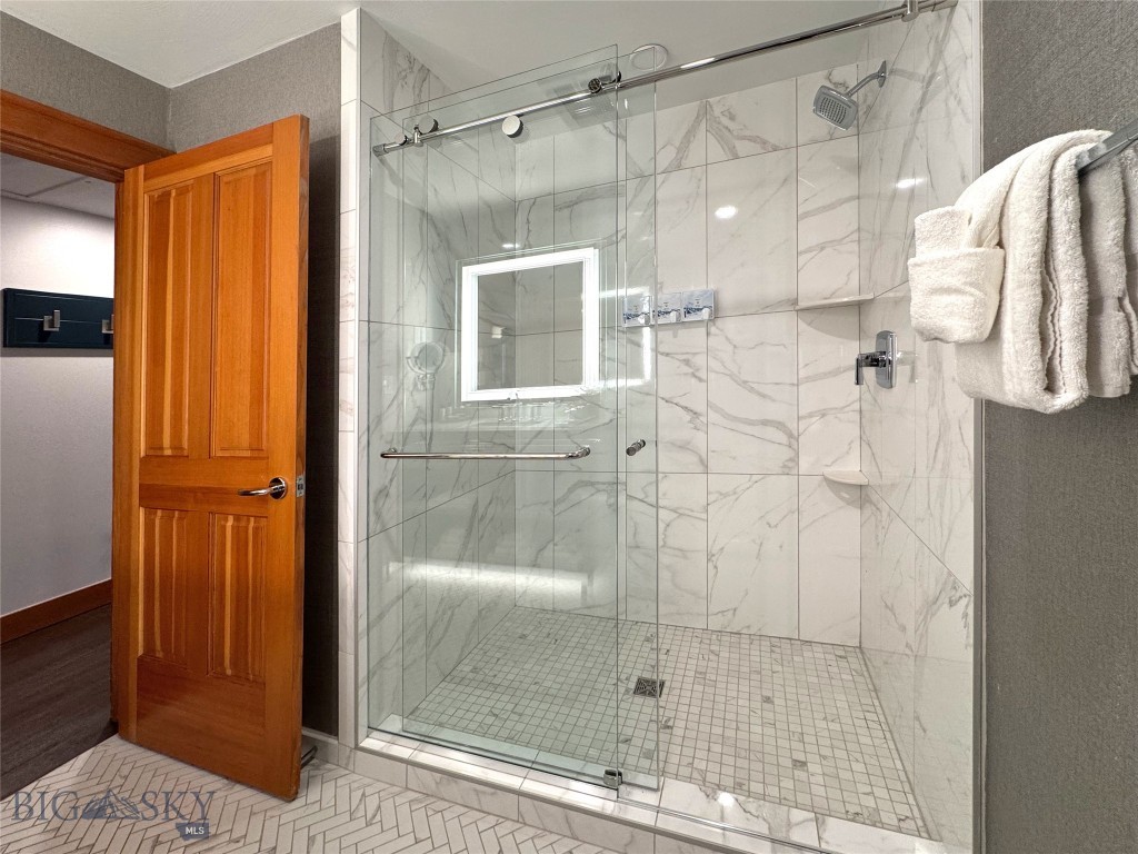 Summit Hotel Condo - Residential