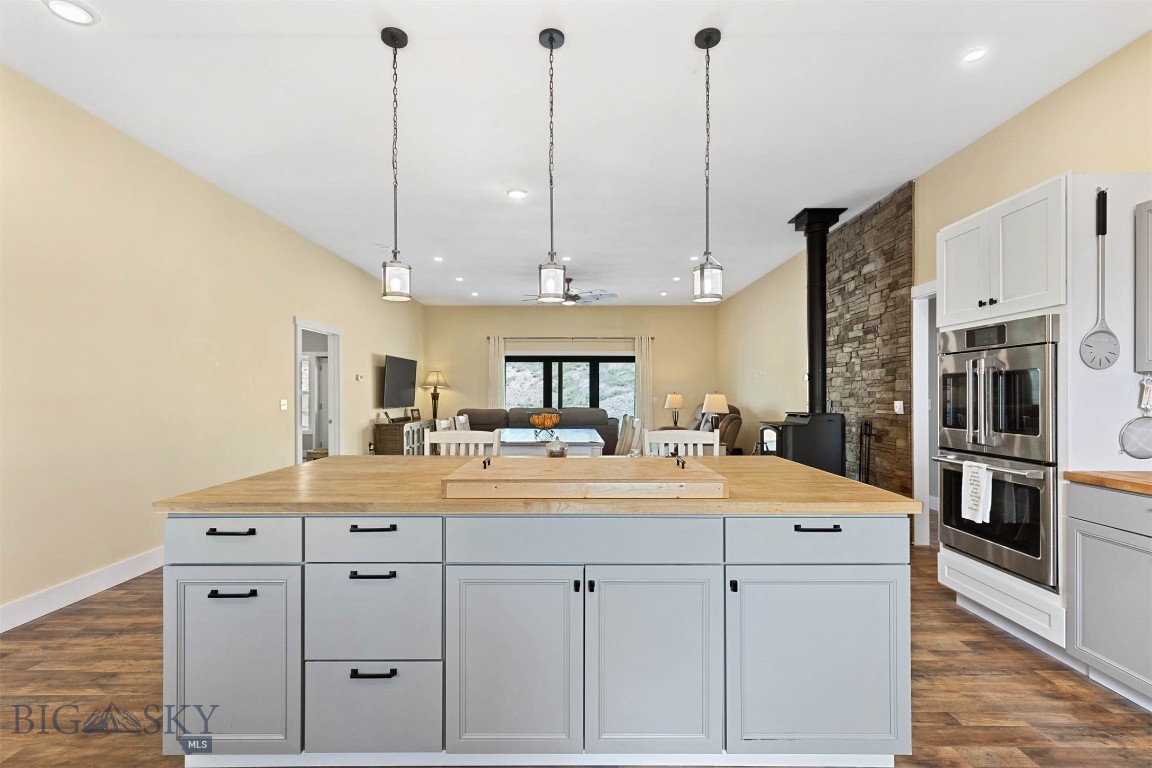 Hilltop Vista - Residential