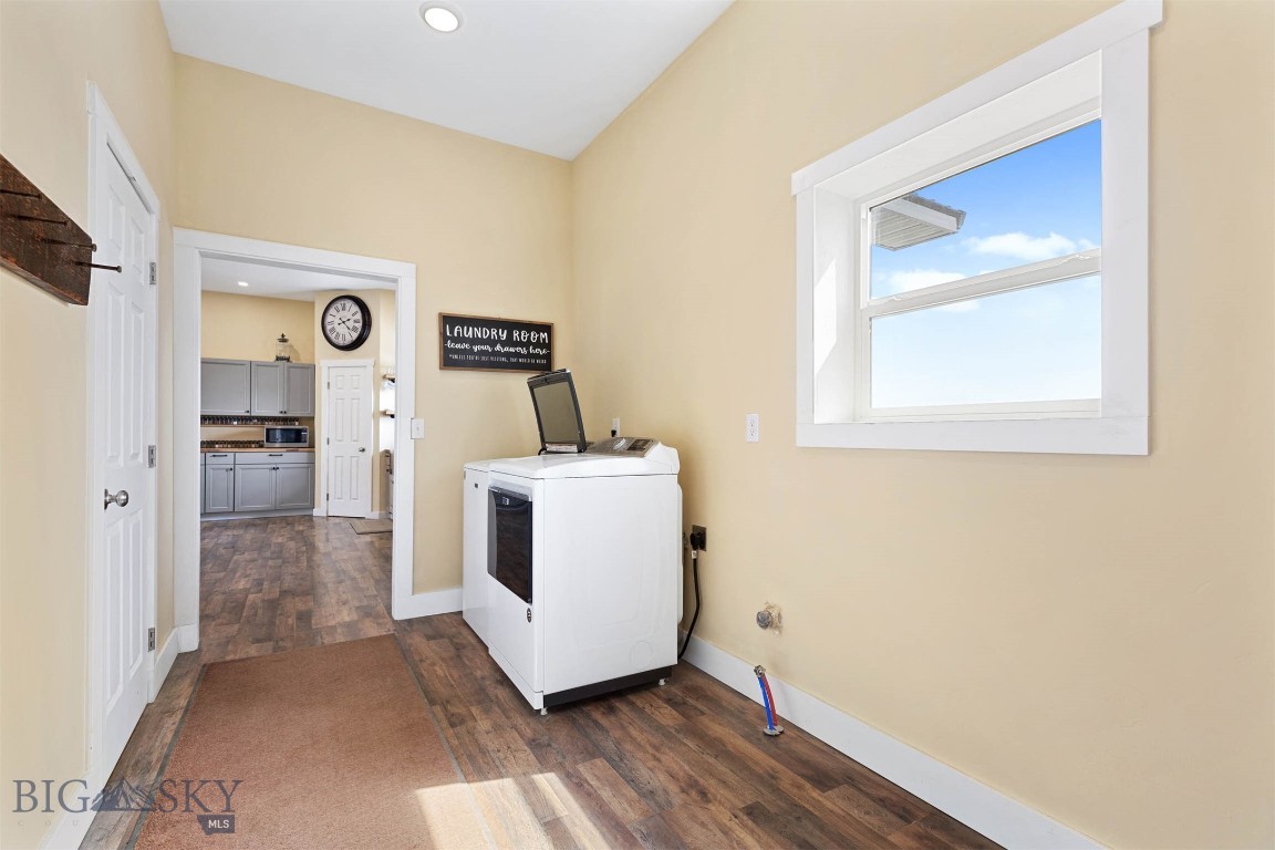 Hilltop Vista - Residential