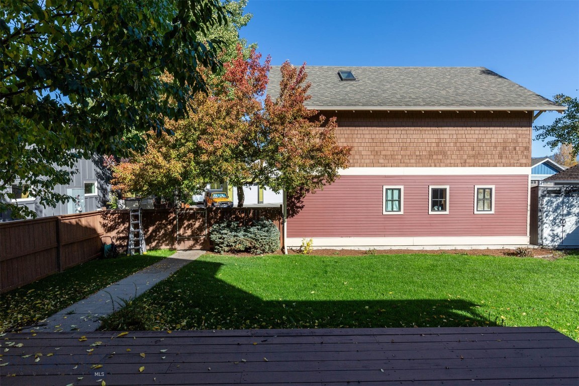 Bozeman, Montana 59718, United States, 4 Bedrooms Bedrooms, ,3 BathroomsBathrooms,Residential,Contingent,69775