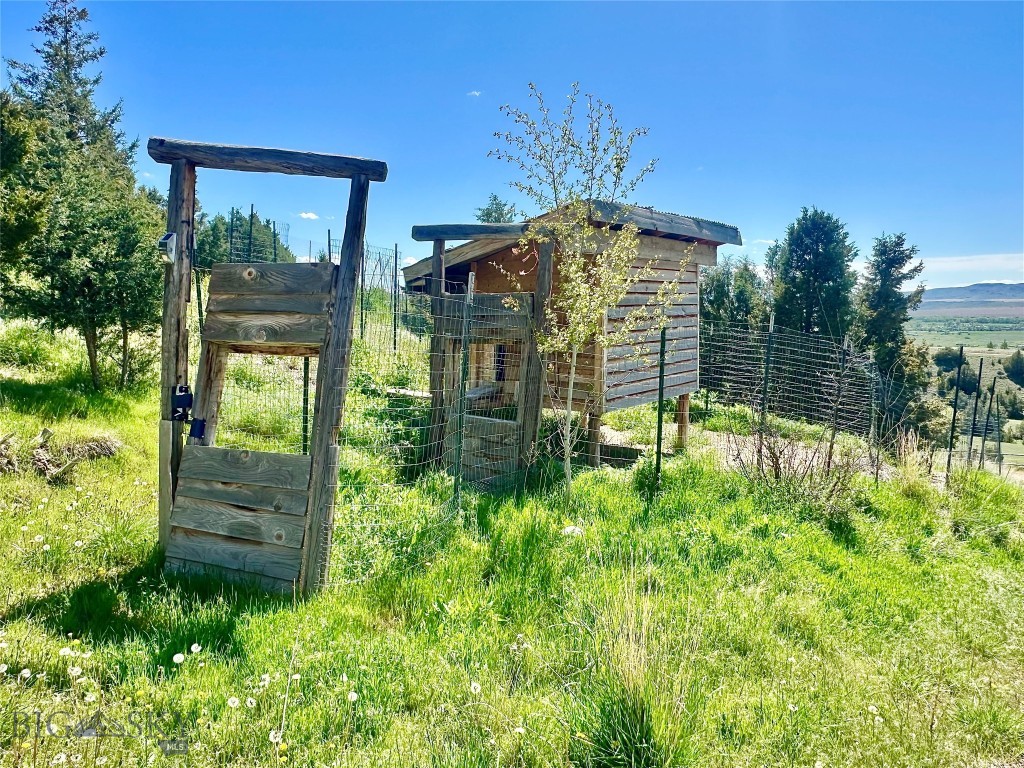Ponderosa Pines - Residential