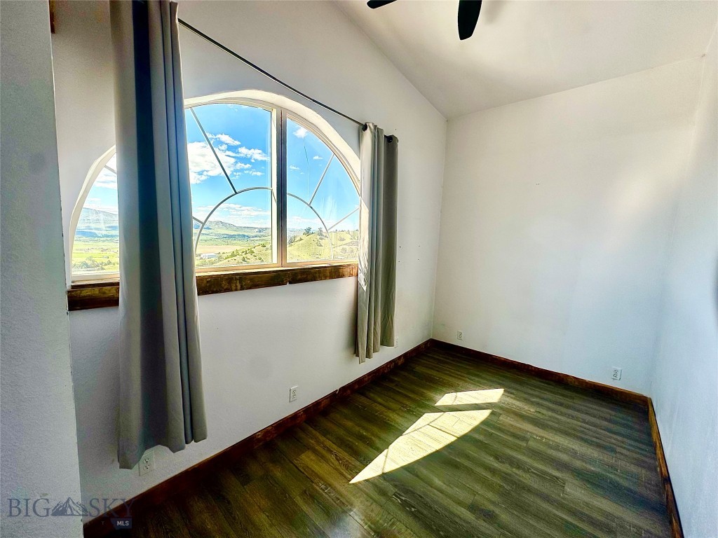Ponderosa Pines - Residential