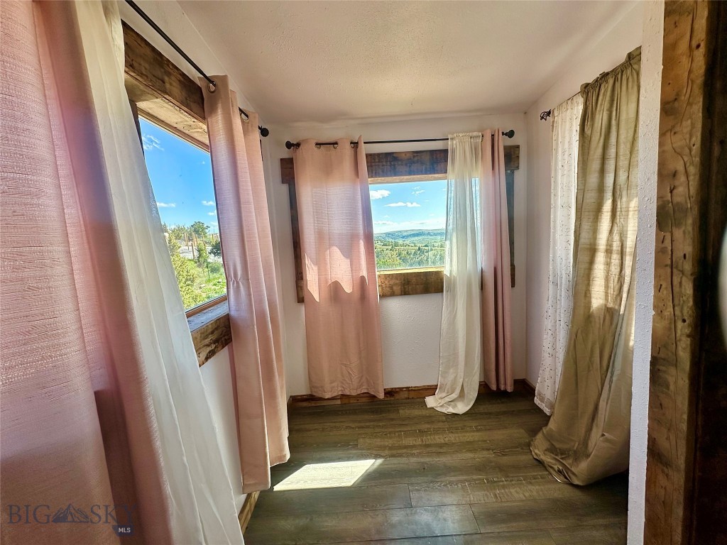 Ponderosa Pines - Residential