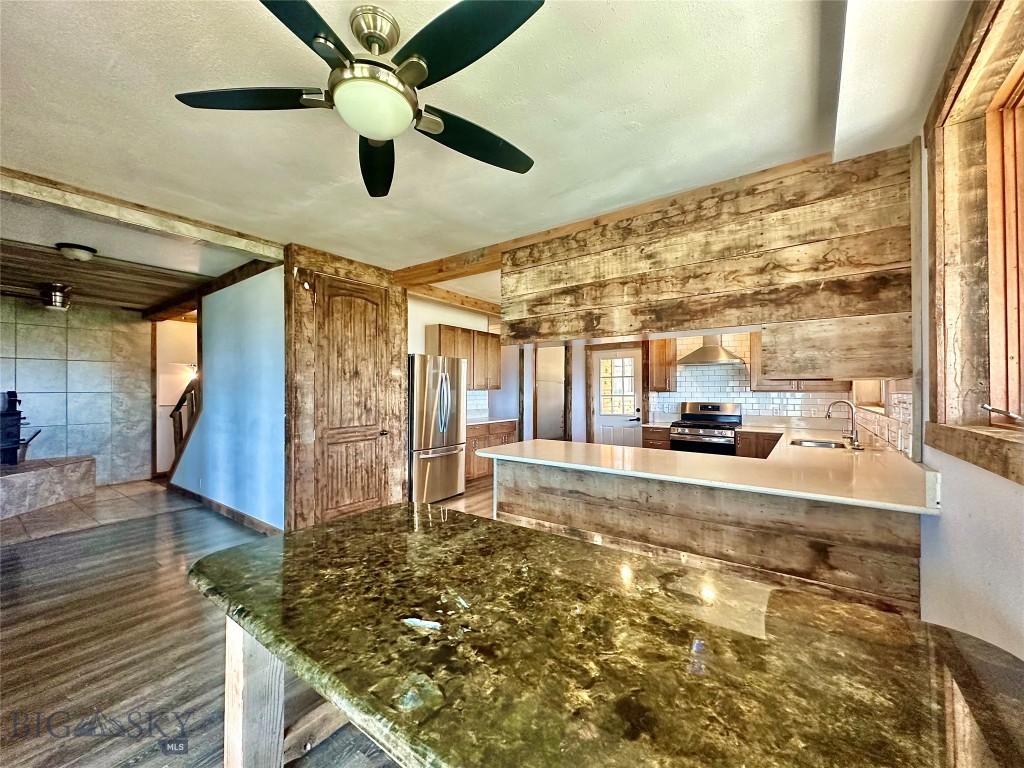 Ponderosa Pines - Residential