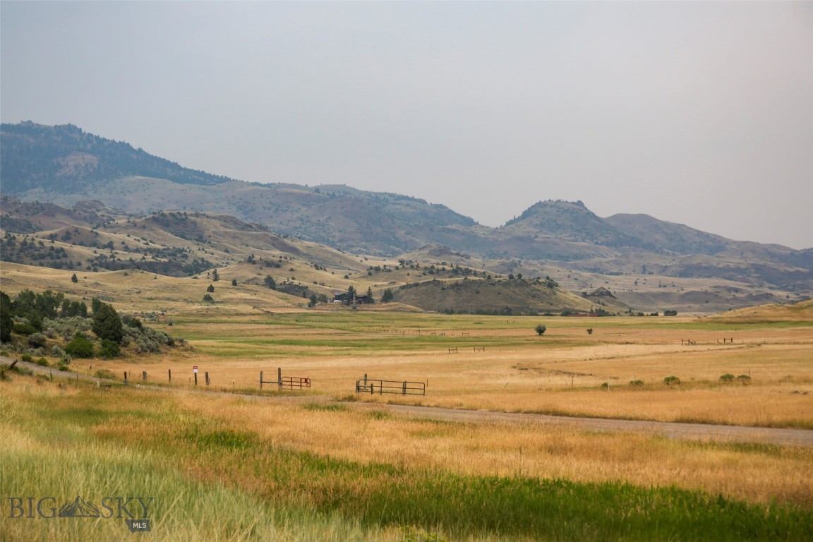 Grizzly Meadows - Residential
