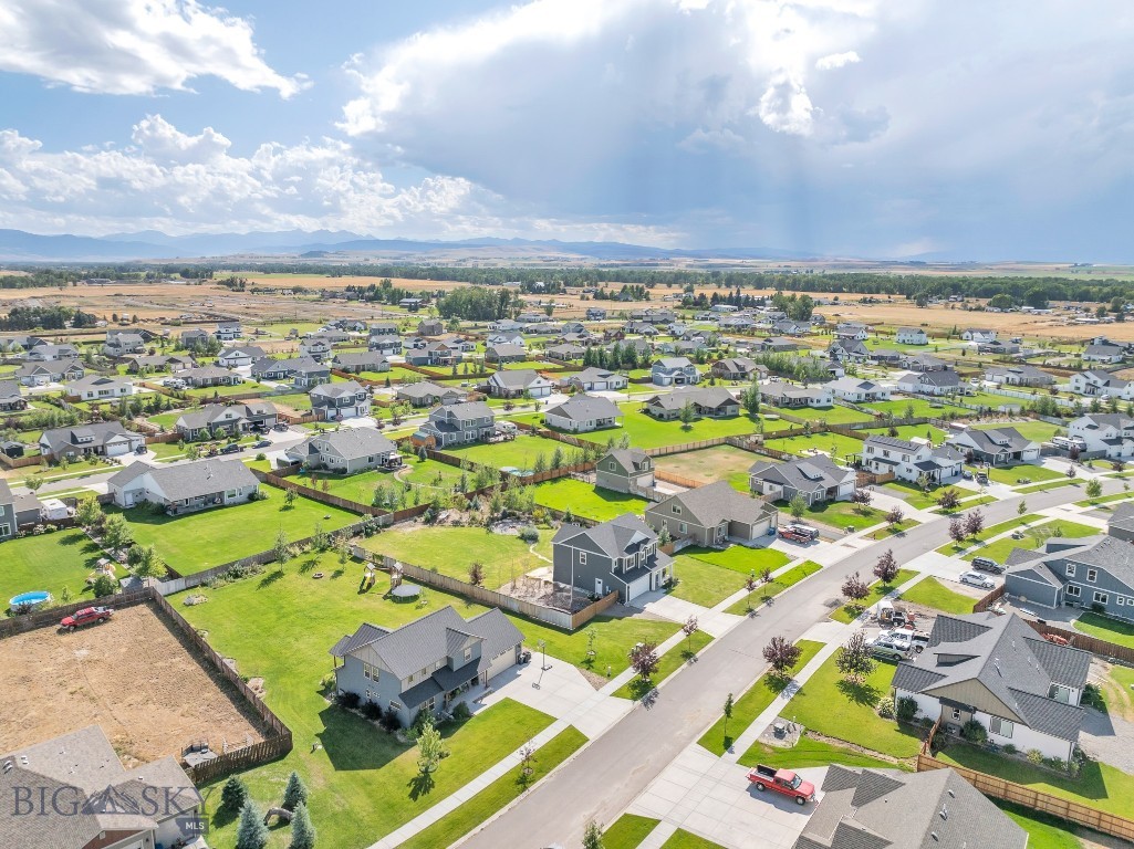 Bozeman, Montana 59718, United States, 3 Bedrooms Bedrooms, ,3 BathroomsBathrooms,Residential,Active,45002