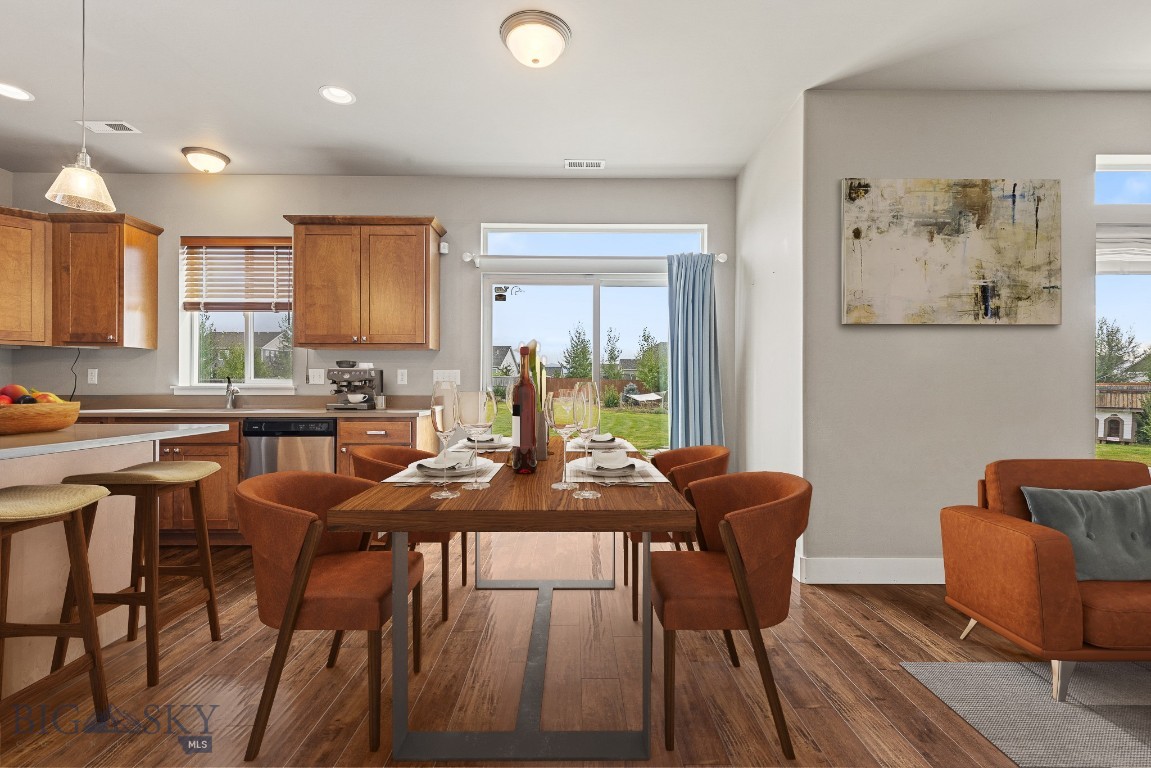 Bozeman, Montana 59718, United States, 3 Bedrooms Bedrooms, ,3 BathroomsBathrooms,Residential,Active,45002