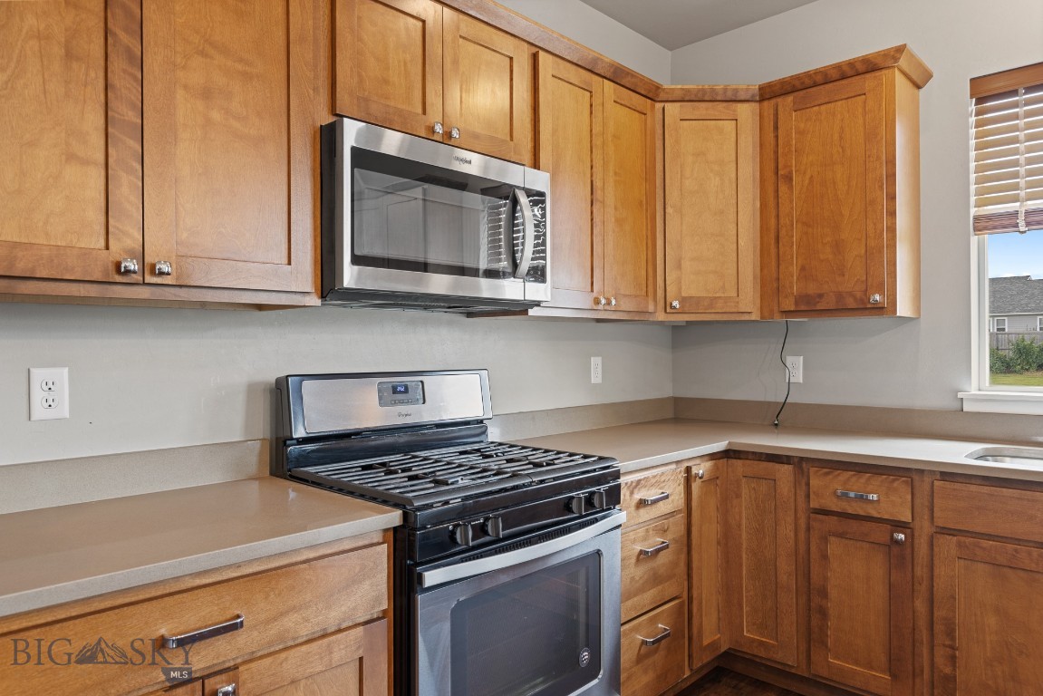 Bozeman, Montana 59718, United States, 3 Bedrooms Bedrooms, ,3 BathroomsBathrooms,Residential,Active,45002