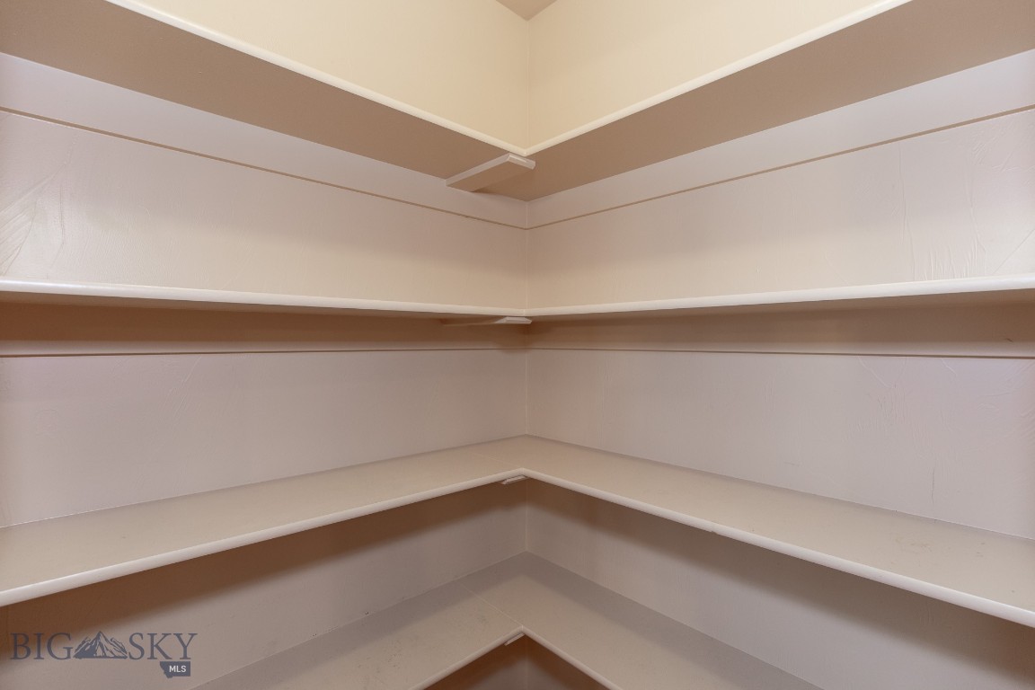 Flanders Creek - Residential