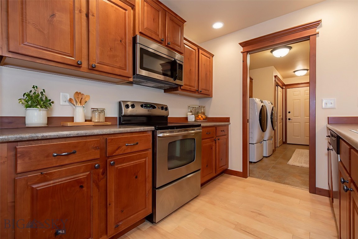 Flanders Creek - Residential