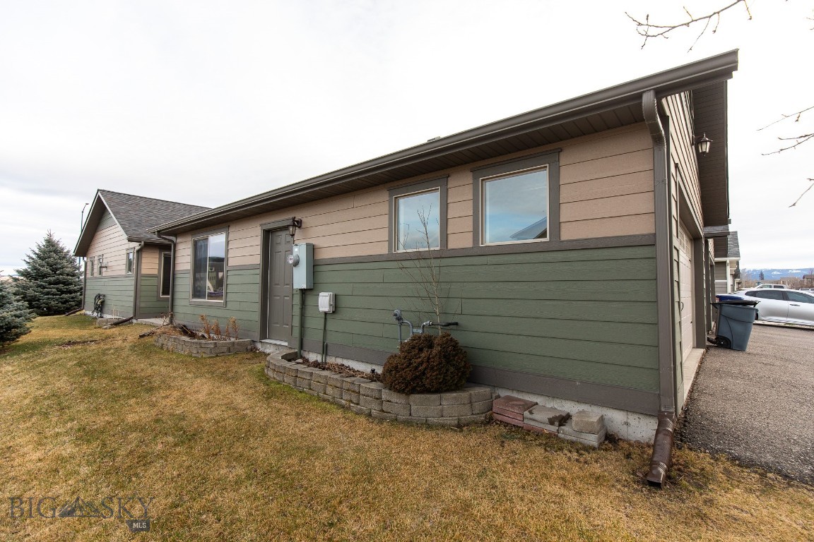 Flanders Creek - Residential