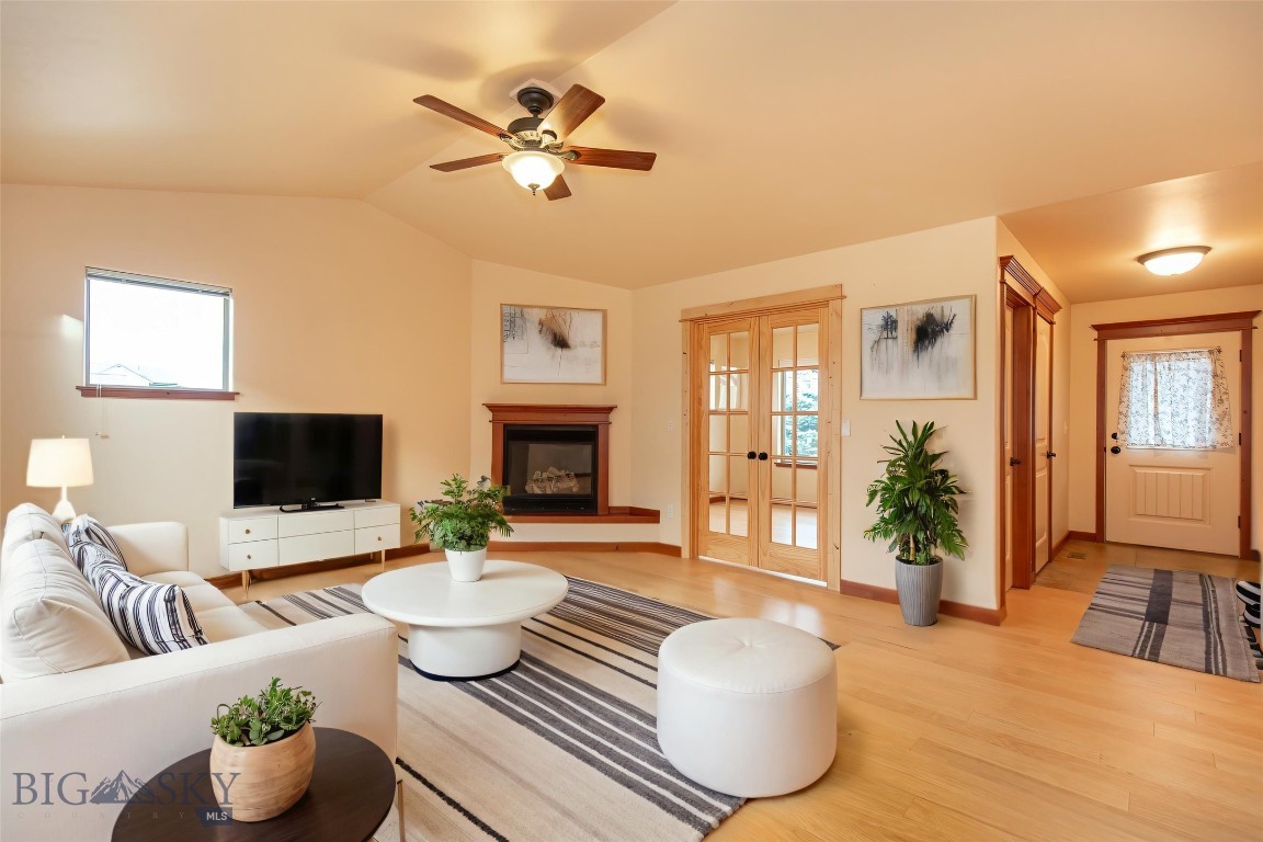 Flanders Creek - Residential