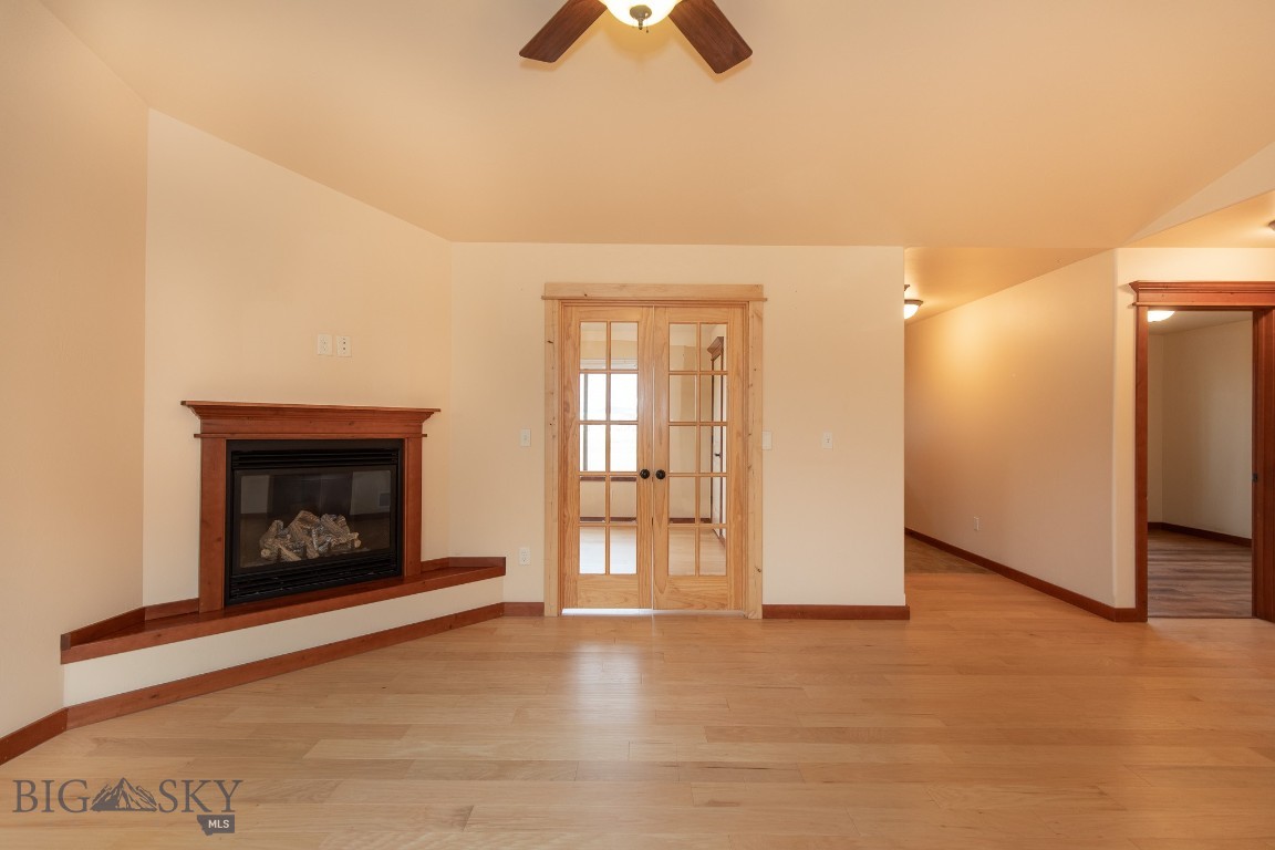 Flanders Creek - Residential