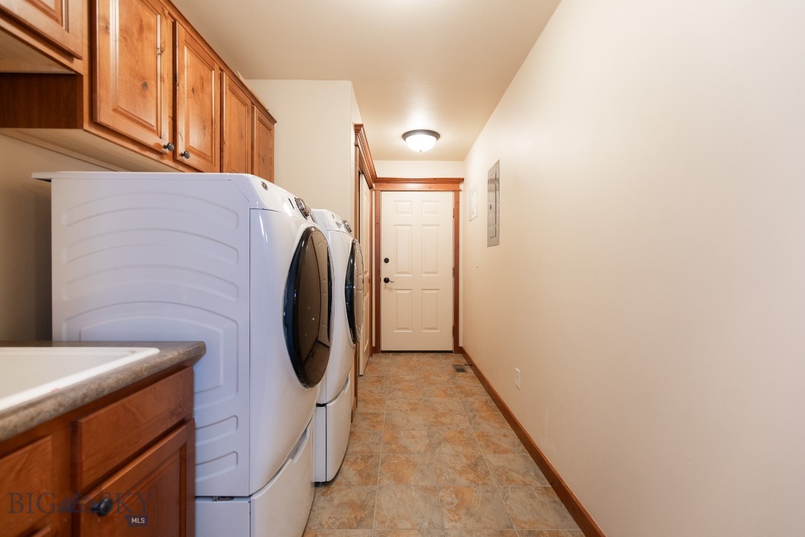 Flanders Creek - Residential