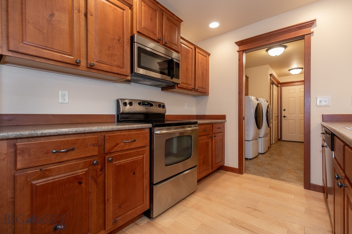 Flanders Creek - Residential